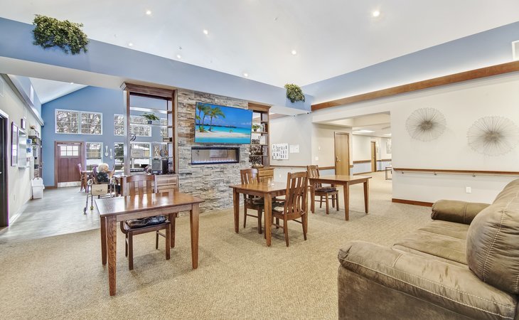 suite-living-of-little-canada-55113