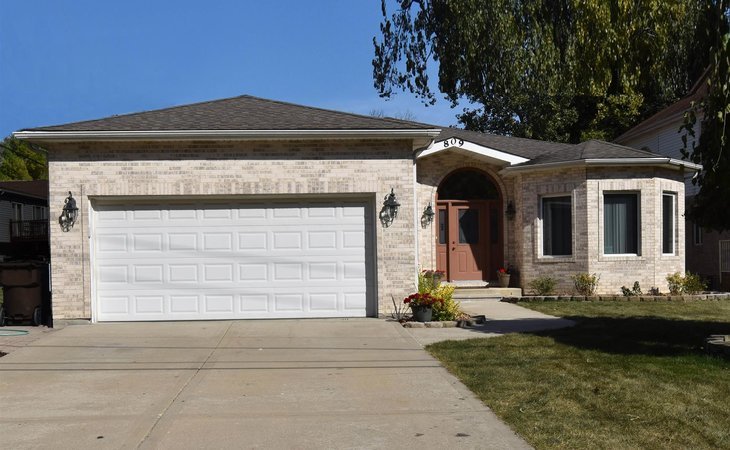 willow-crossing-senior-living-closed-60101