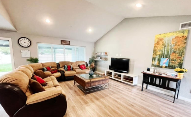 bella-amora-assisted-living-85029