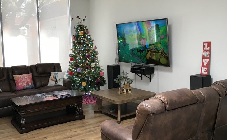 everest-assisted-living-87109