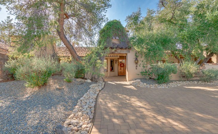 manor-on-paradise-85254