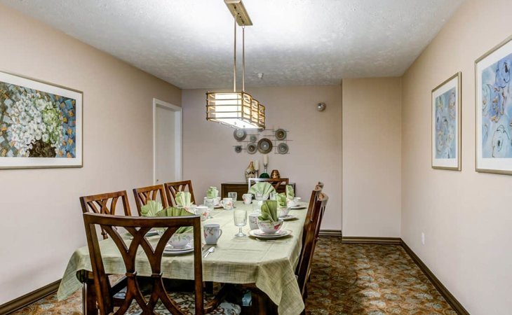 colonial-courtyard-at-bedford-15522-1431637_5