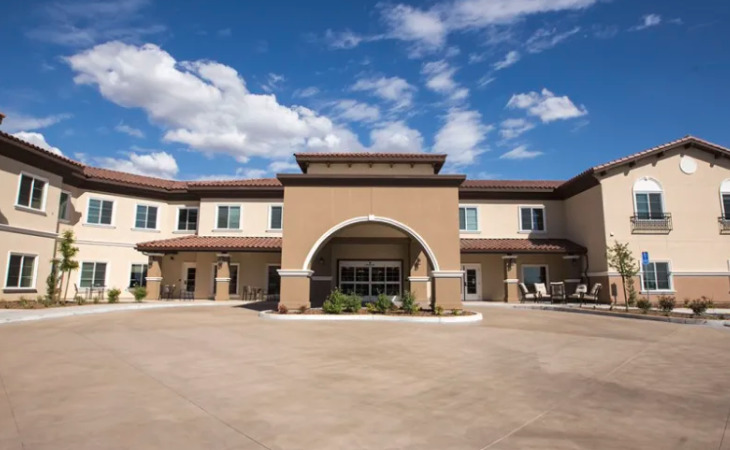 the-pointe-at-summit-hills-93306