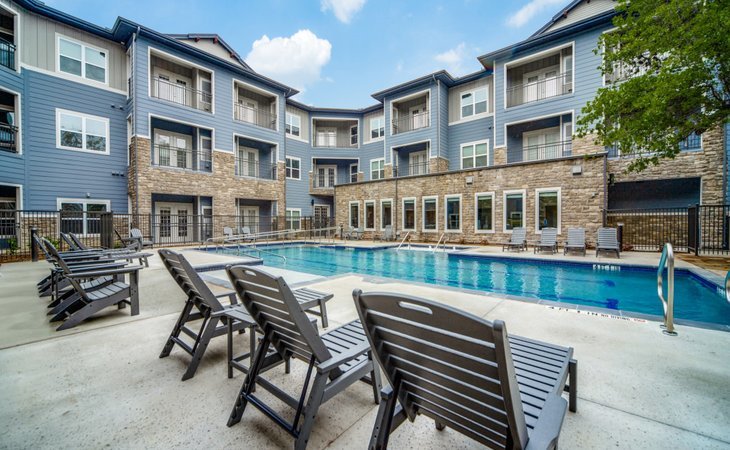 liv-at-boerne-hills-78006