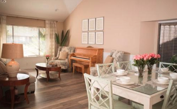 graceful-living-senior-care-95361-1432003_3