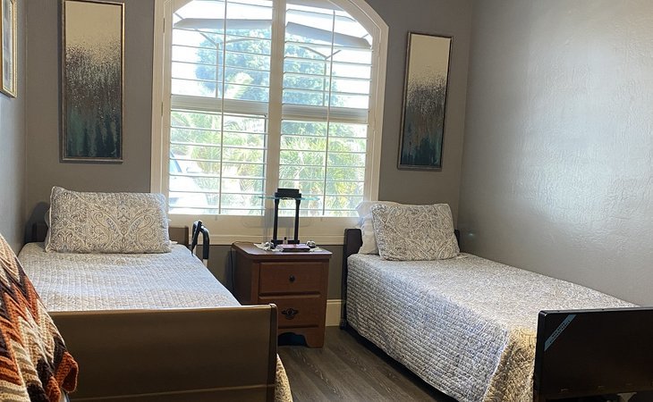sweet-home-adult-care-home-85382-1432005_3