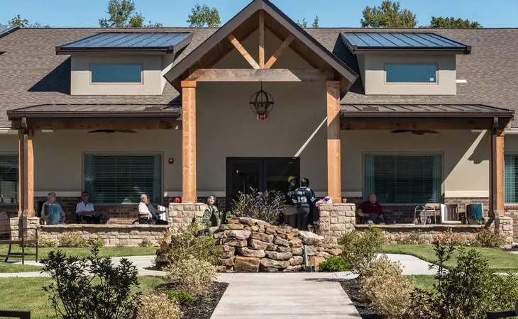 crestview-senior-living-72023-1432282_1