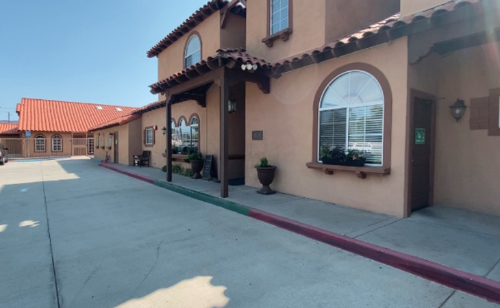 hacienda-senior-living-assisted-living-memory-care-92544