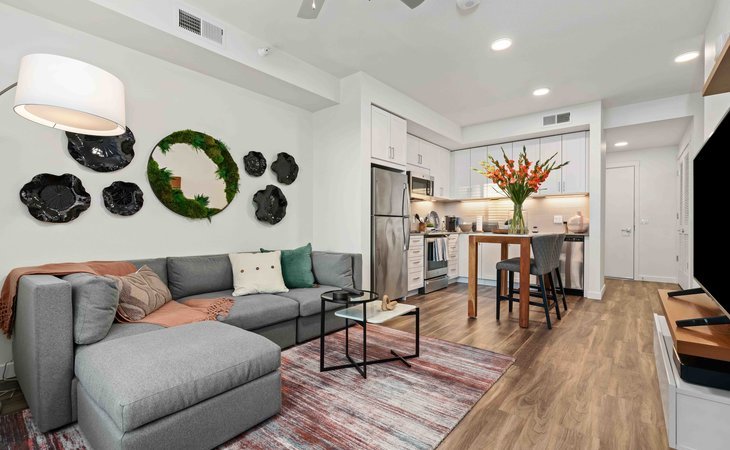 revel-folsom-95630-1432626_3