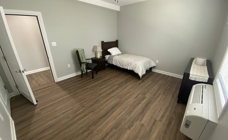 two-hearts-homes-for-seniors-46356-1432703_5
