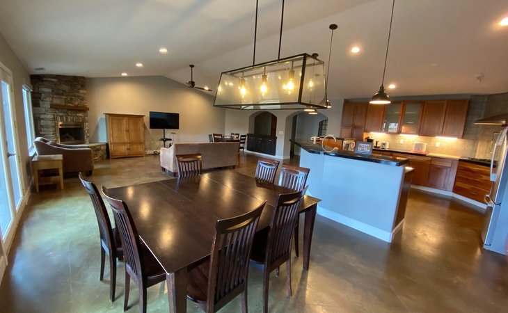 the-care-home-on-laramie-95688-1432805_3