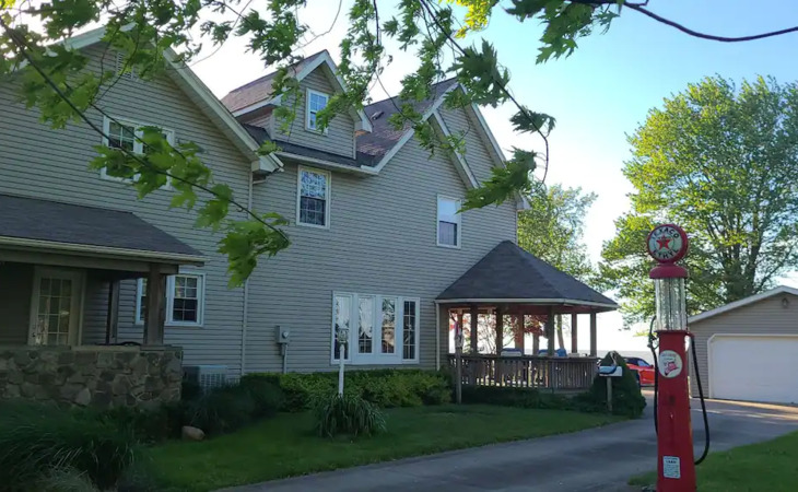 live-love-lake-senior-living-44054-1433048_1