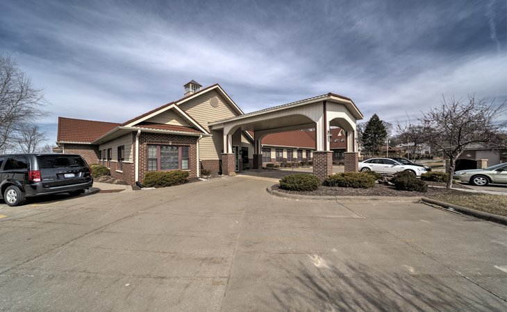 cedarhurst-memory-care-of-moline-61265
