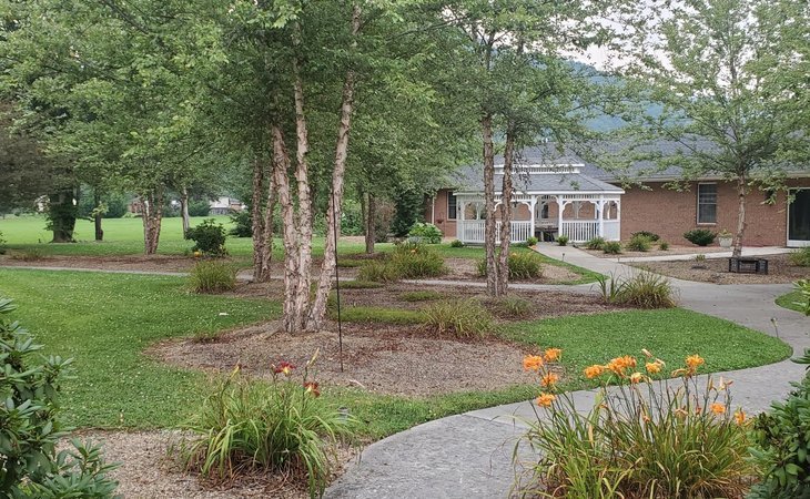 governor-s-bend-retirement-and-assisted-living-37650-1434411_6
