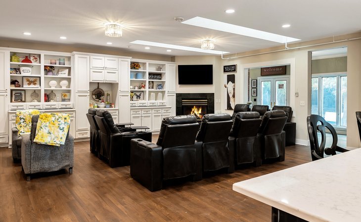gardens-care-senior-living-meadow-hills-80014-1434786_2