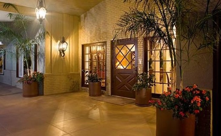 cloisters-of-the-valley-92108-1434800_3