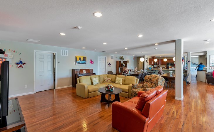 gardens-care-senior-living-camenisch-park-80260-1445646_2