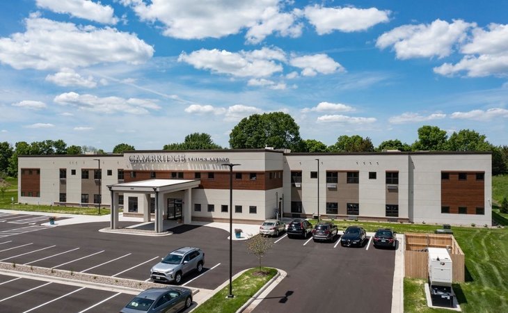 cambridge-senior-living-hudson-54016