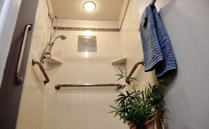the-lodge-at-palmer-point-residential-assisted-living-80909-1447632_9