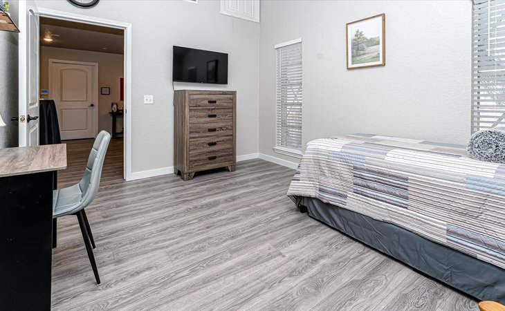 premier-assisted-living-78232-1447678_9