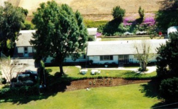 country-rose-estate-memory-care-92069
