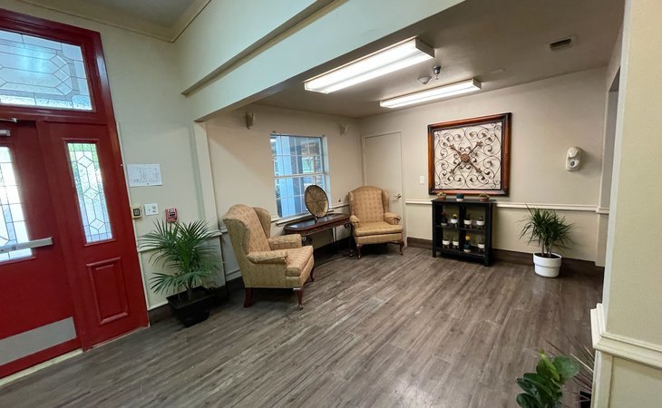 exbury-garden-assisted-living-community-75020-1448974_4