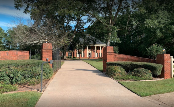 quantum-house-senior-living-30518