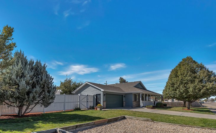 gardens-care-senior-living-coyote-creek-80621-1450124_1