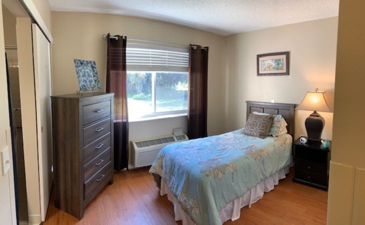 vista-lake-memory-care-34748-1450346_7
