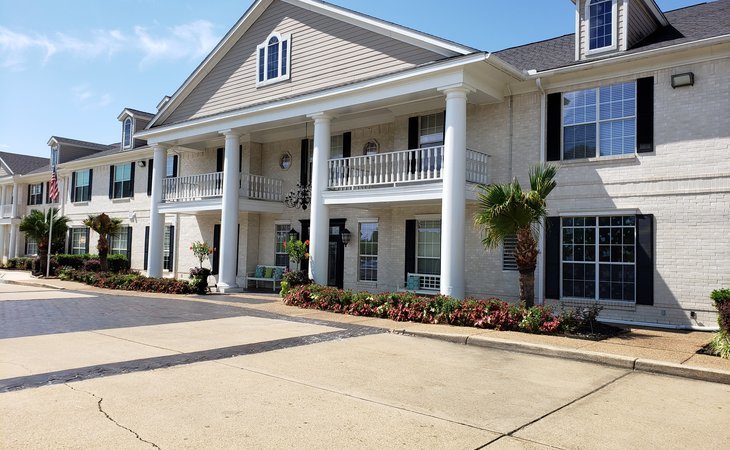montclair-park-assisted-living-71115