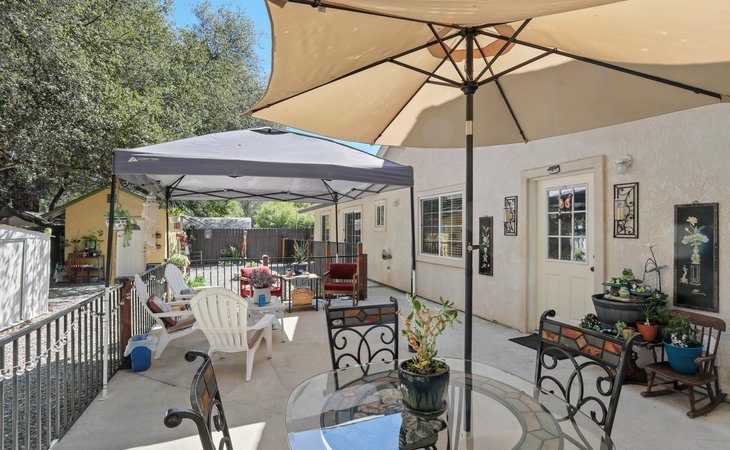 citrus-pines-senior-living-95610-1450571_2