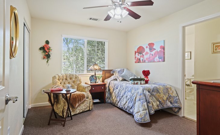 citrus-pines-senior-living-95610-1450595_9