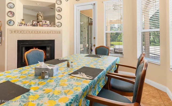 rose-manor-34609-1450799_11