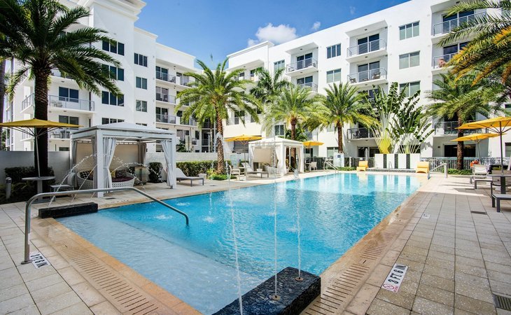 upside-pembroke-pines-33028