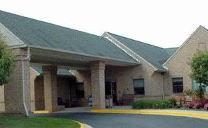 oak-manor-center-for-rehabilitation-and-healthcare-20866
