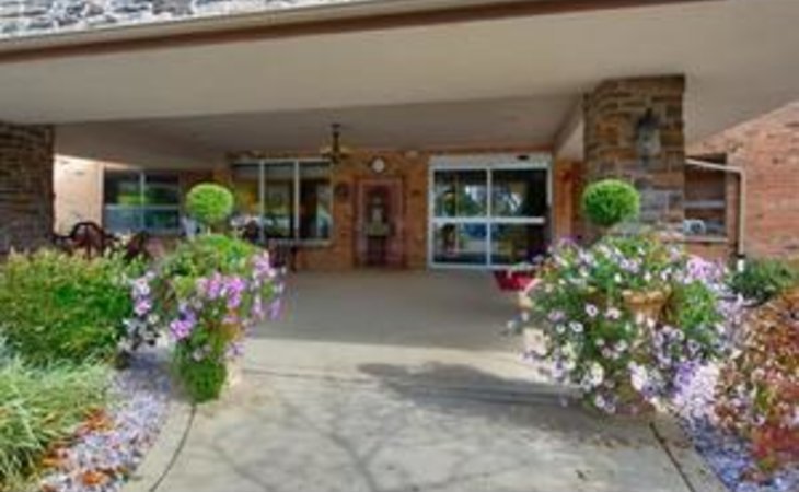 burgess-square-healthcare-center-60559