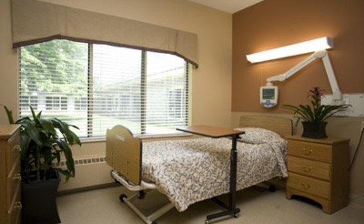 allison-pointe-healthcare-center-46250-14756_3
