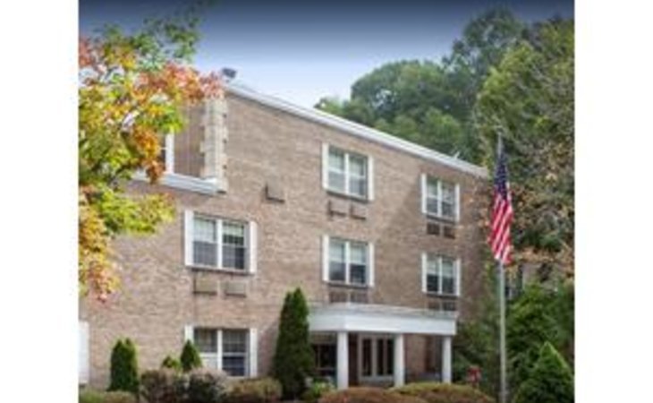 village-green-of-wallingford-06492-15236_2