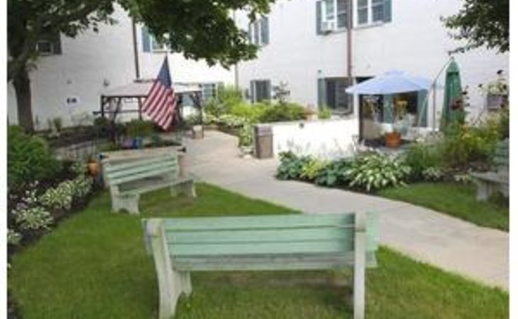 elmwood-health-center-02907-15519_3