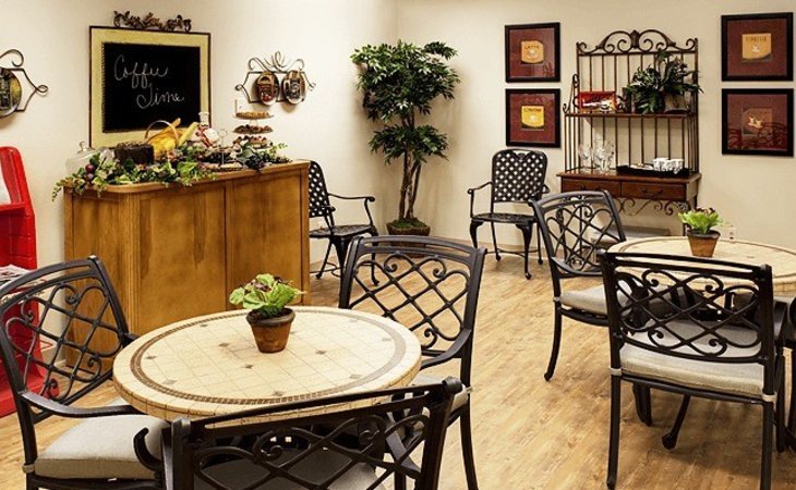 the-bluffs-rehabilitation-and-healthcare-center-39180