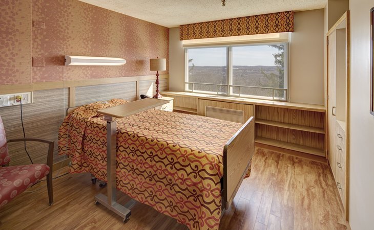 van-duyn-center-for-rehabilitation-and-nursing-13215-1594_2