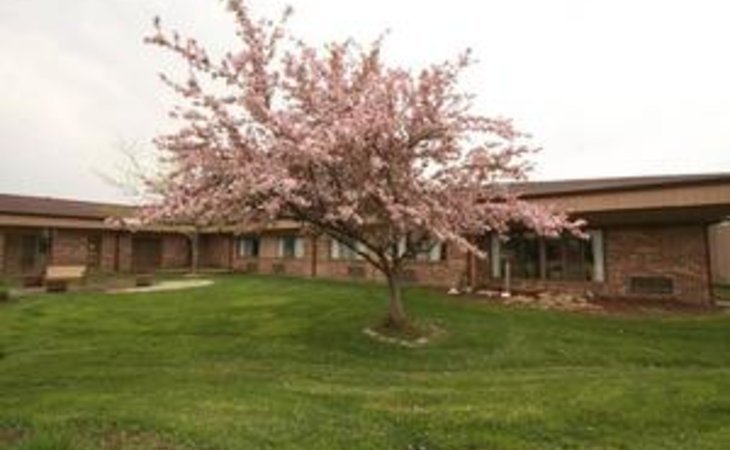 golden-livingcenter-merrillville-46410