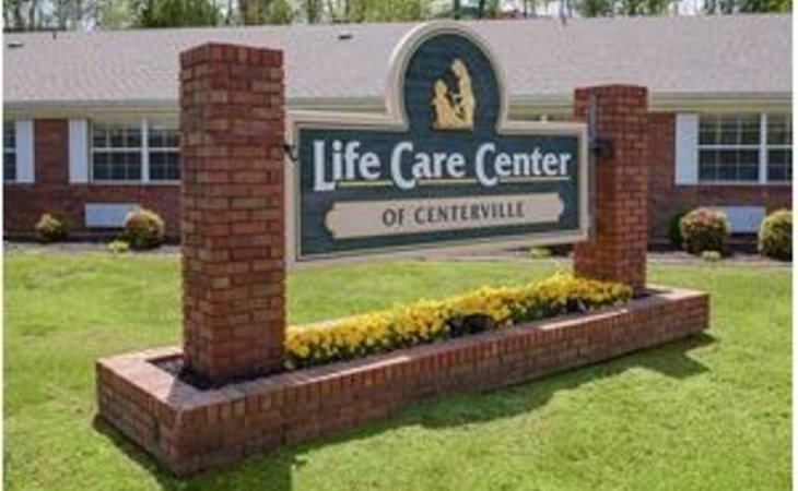 life-care-center-of-centerville-37033-1608_3