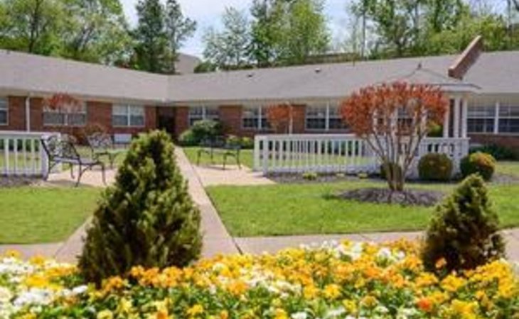 life-care-center-of-centerville-37033-1608_6