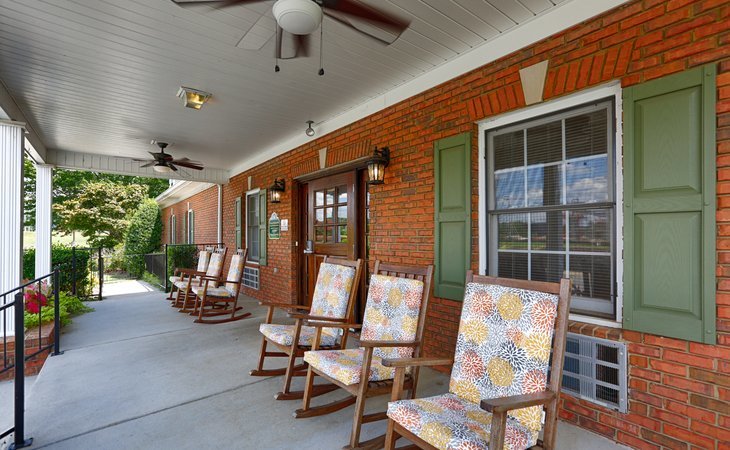 country-cottage-huntsville-35802