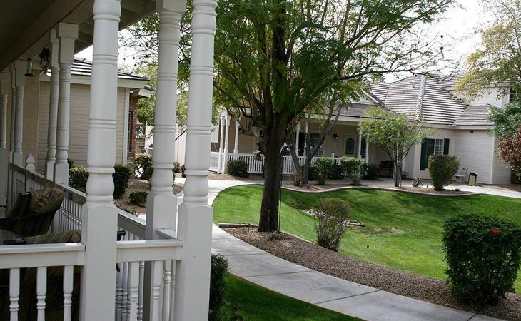 arbor-rose-senior-care-85206-17103_2