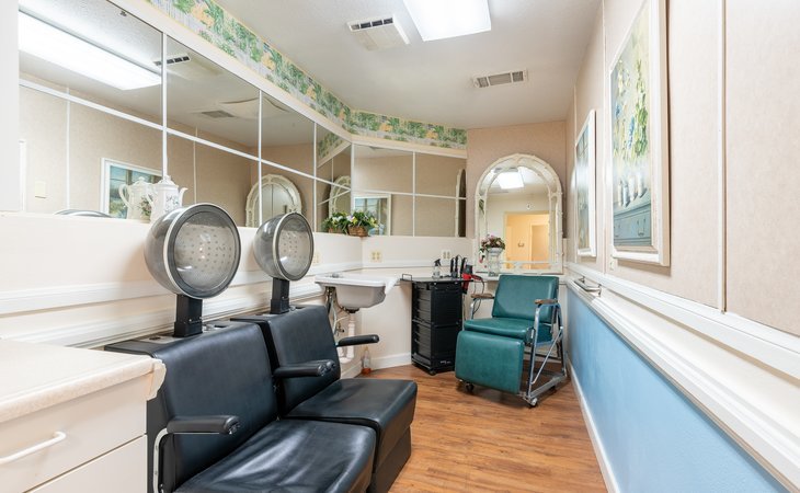 valley-crest-memory-care-92307-18718_11