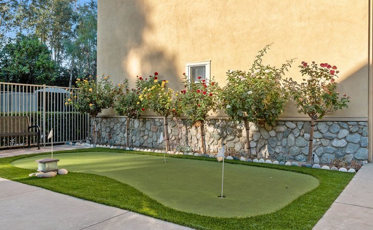 claremont-place-senior-living-91711-19908_2