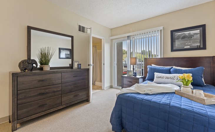 serra-highlands-senior-living-94015-20335_7