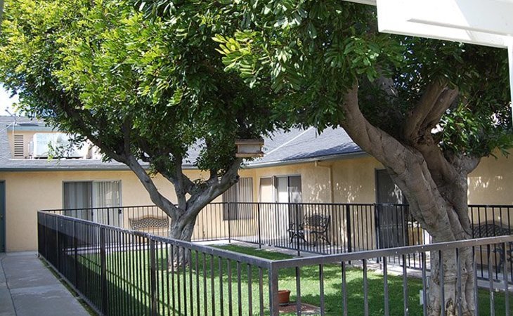 lakewood-gardens-90242-20495_6